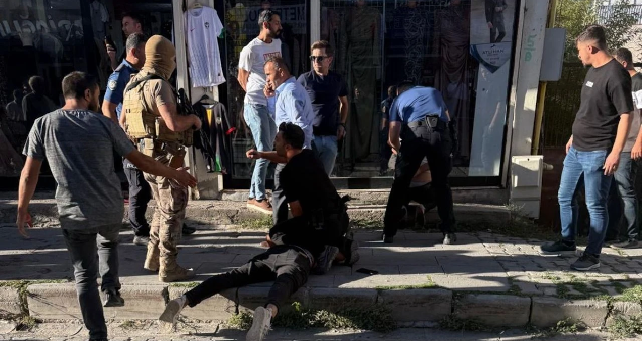 musta 3 kisinin oldugu silahli kavgayla ilgili 6 kisi tutuklandi krtl4Lsl