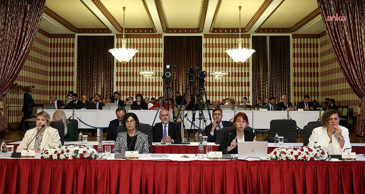 profesorun ataturk ve ocalan sozleri komisyonda tepki gordu hHf4cLZC