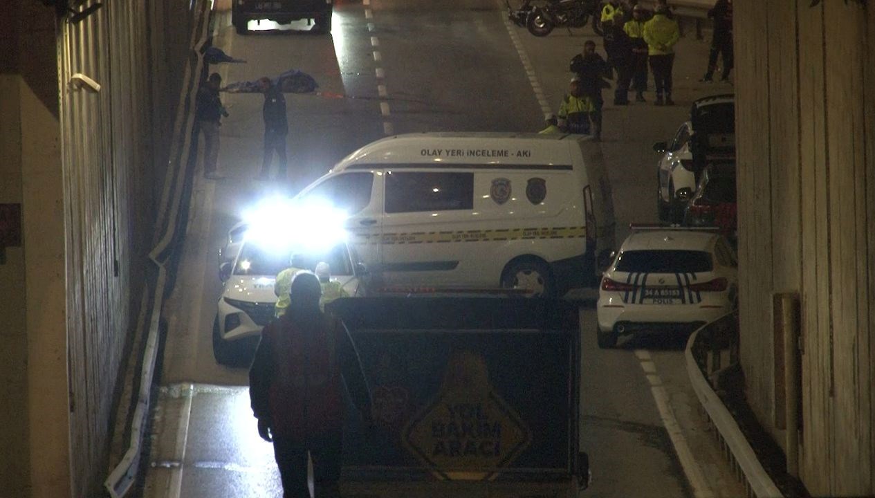 alt gecitte motosiklet kazasi 1 olu 1 yarali kjD6KKAD.jpg