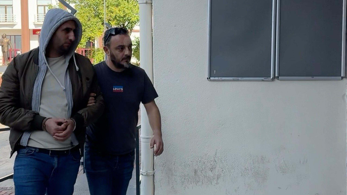 aydinda sokak saticilarina uyusturucu temin eden supheli tutuklandi 6wqQAe1H.jpg