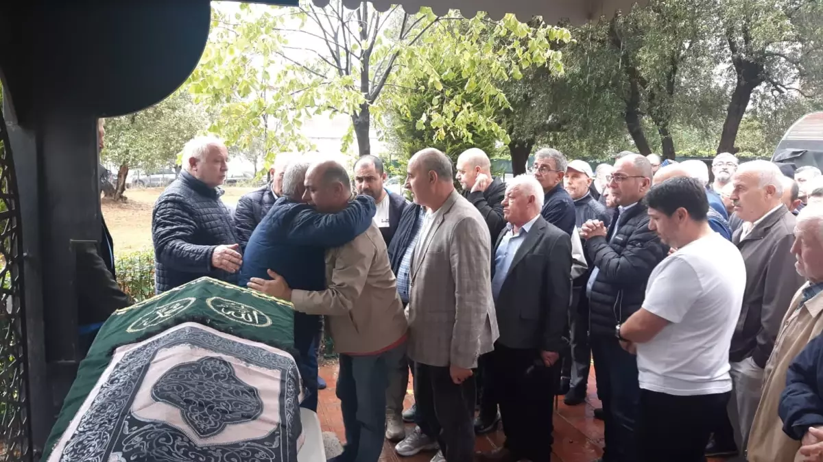 polis aracinin carptigi genc hayatini kaybetti PHLkV35v.jpg