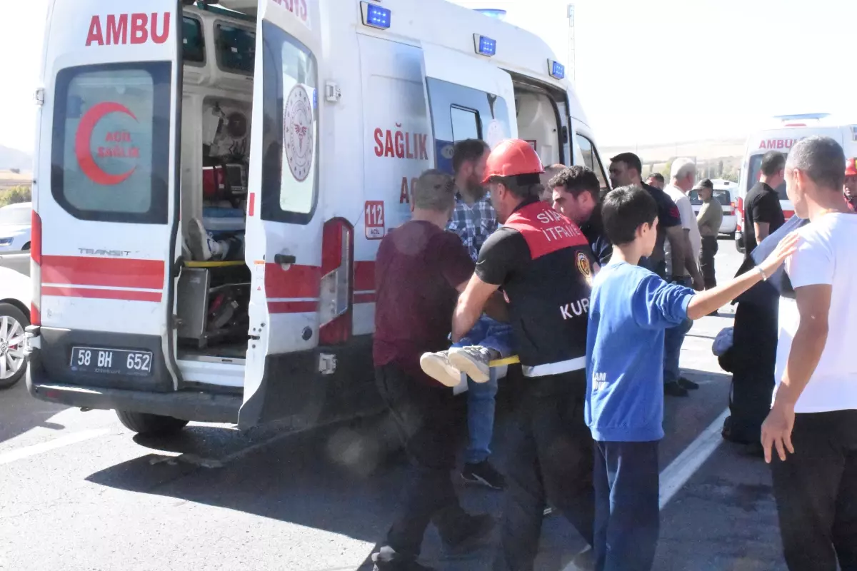 sivasta kaza 10 yarali GD4d2WLE