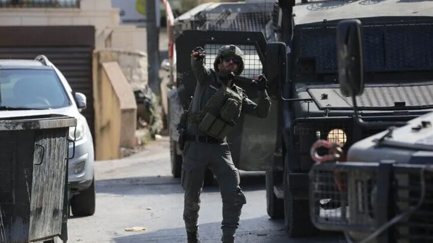 Israil askerlerinin yaraladigi filistinli genc hayatini kaybetti B72gdFLn